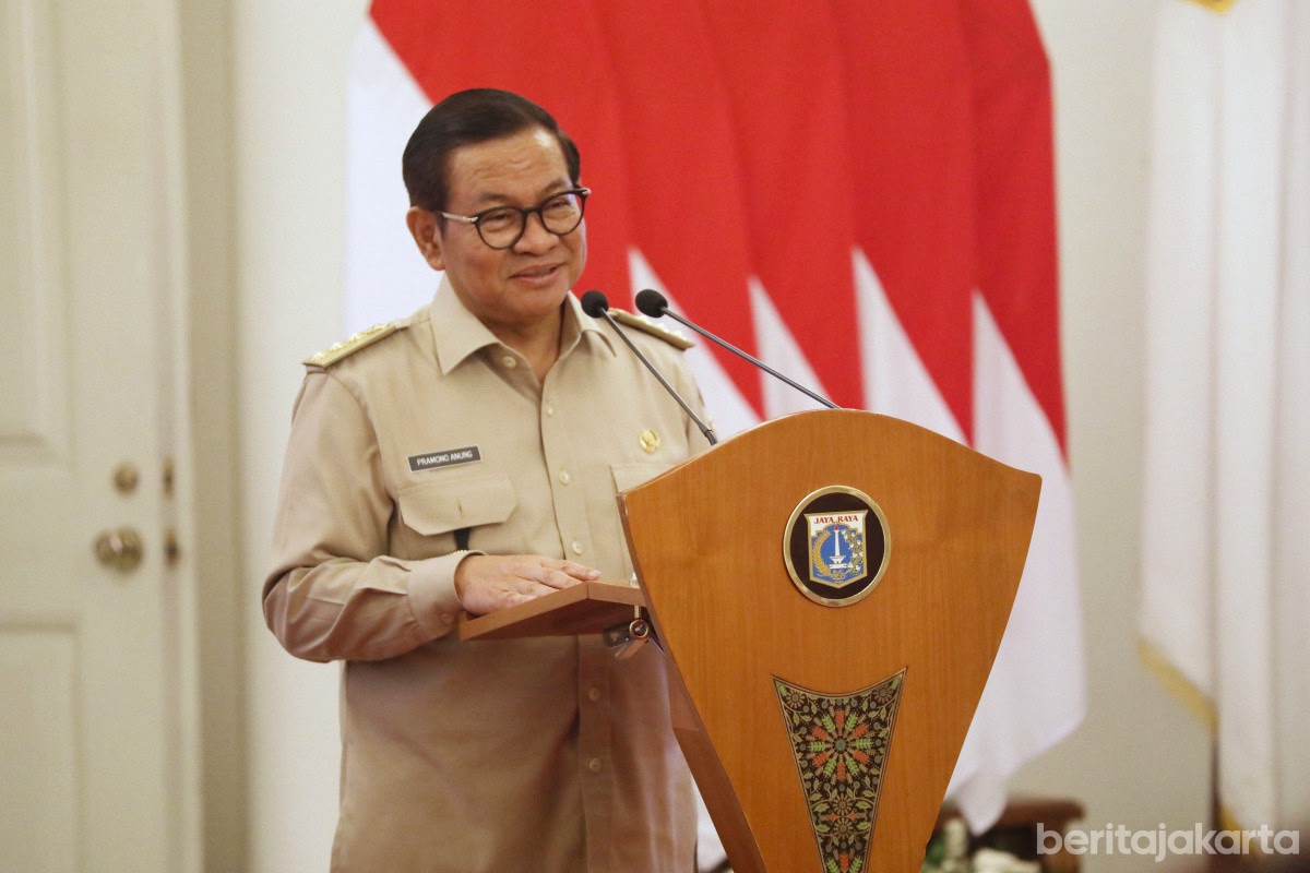 "Tarif Transjakarta Mau Naik: Ketika Pilihan Terakhir Kaum Pekerja Urban pun Perlahan Tercekik"