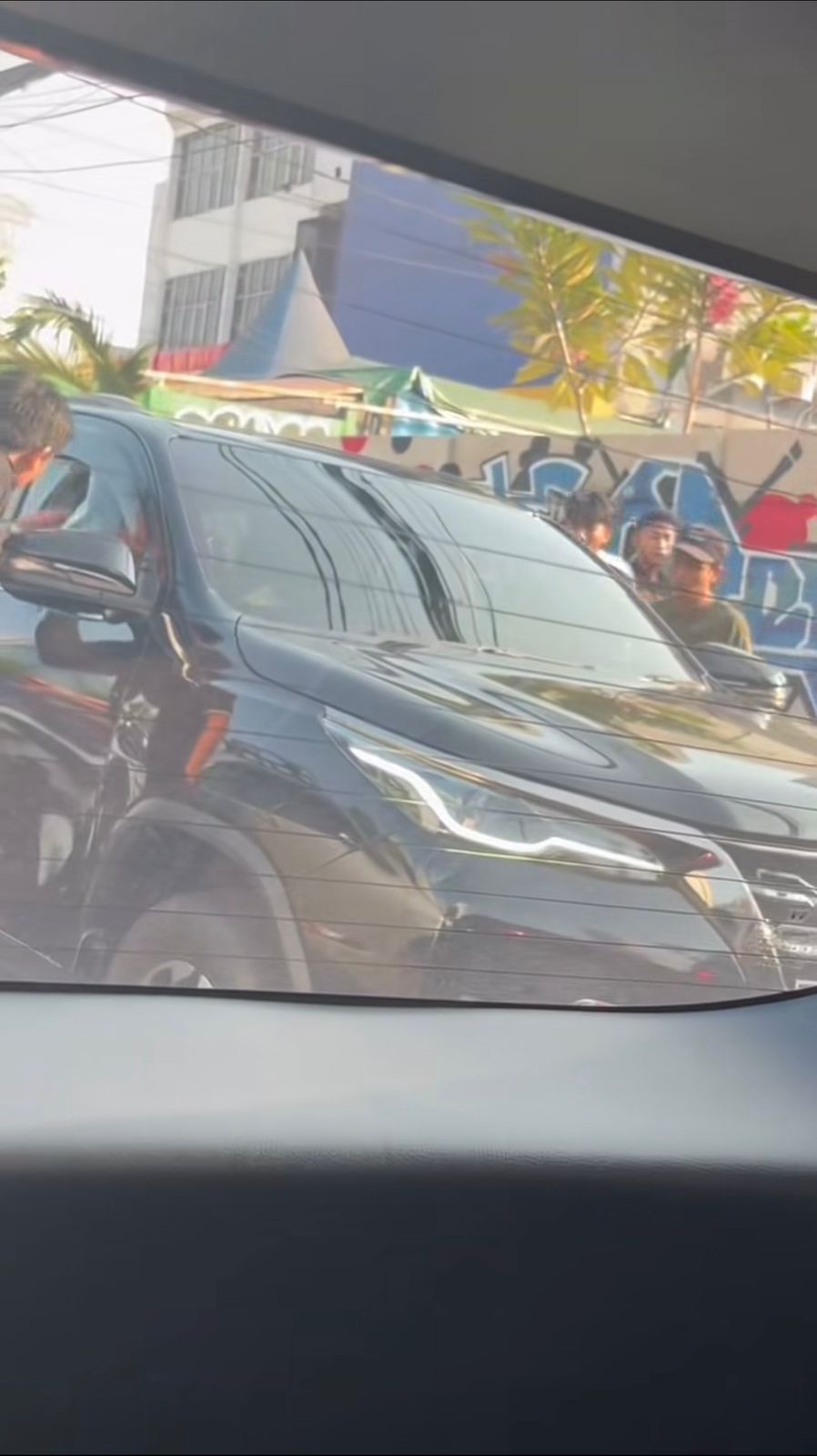 Diteriaki Tabrak Lari, Pengendara Jadi Sasaran Massa: Fakta Baru Ungkap Risiko Menghakimi di Jalan