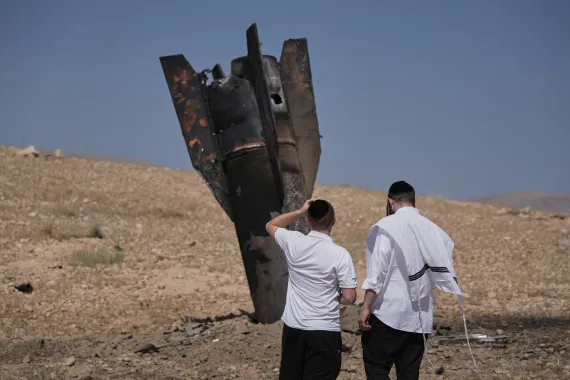 Gencatan Senjata Iran-Israel Bertahan Tipis, Ancaman Perang Masih Tinggi