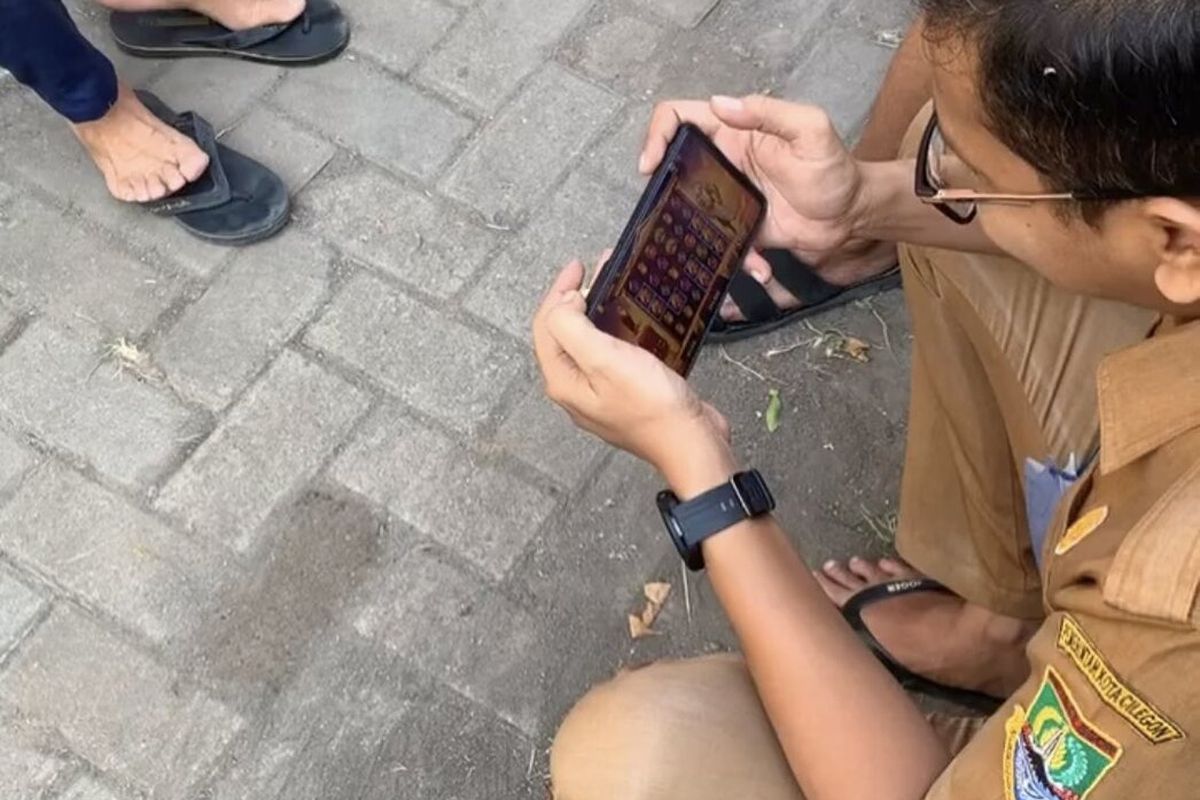 Gegara Candu Judi Online, Buruh Di Cilegon Terlilit Utang Miliaran Dan Kena PHK