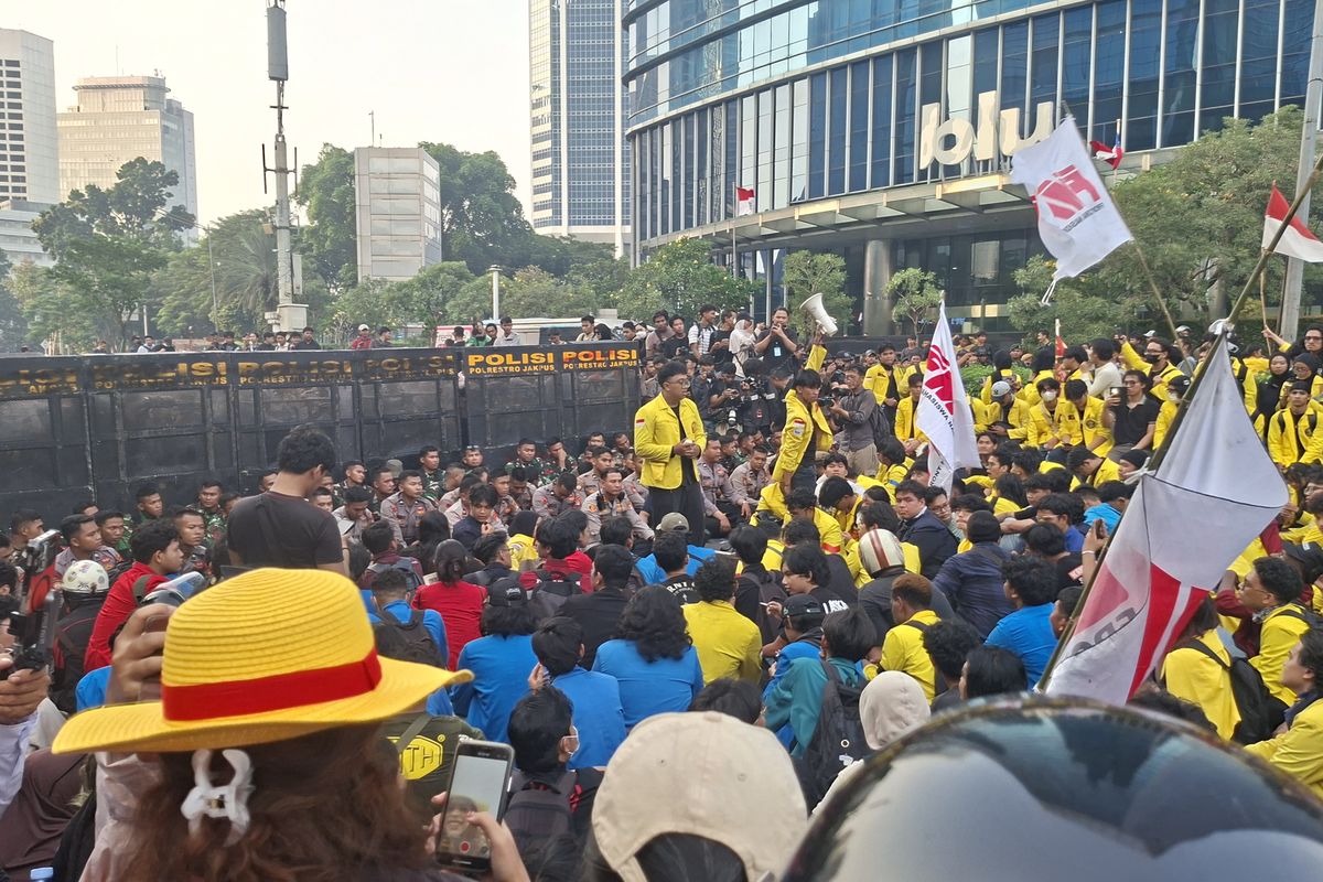 BEM UI Klaim 24 Kopaja Batal Angkut Massa Demonstrasi, Ada Dugaan Sopir Mendapat Tekanan